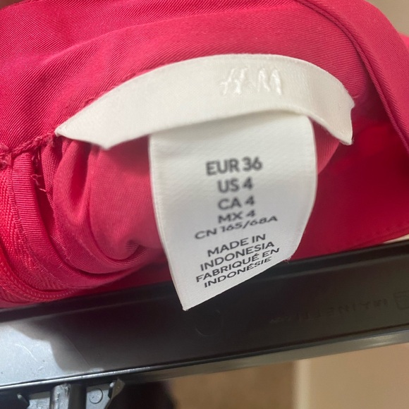 H&M - PINK FULL LENGTH SKIRT - Picture 3 of 3